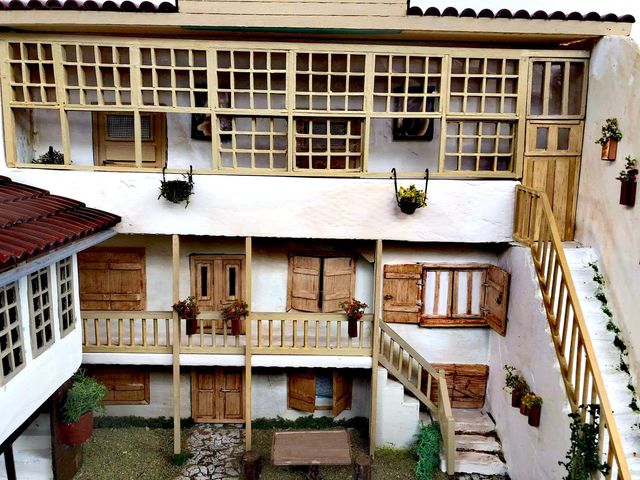 Από τα συντρίμμια σε χειροποίητη κατασκευή