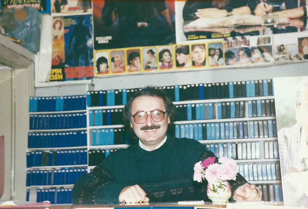 Ντίνος Ηλιόπουλος: Και όμως, ξέχναγε τα λόγια του!!! Video Club