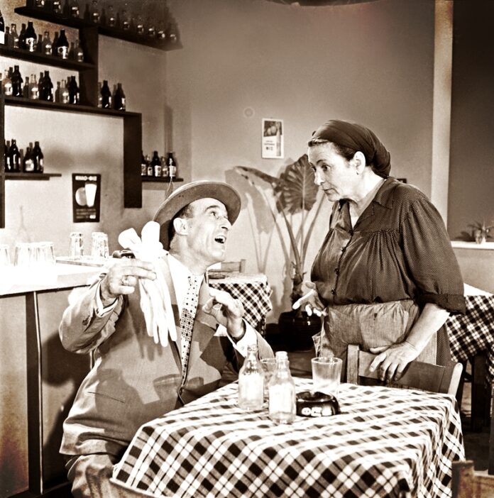 Ο Αλέκος Αλεξανδράκης και η συμπάθεια του Λάμπρου Κωνσταντάρα kitrina gantia 1